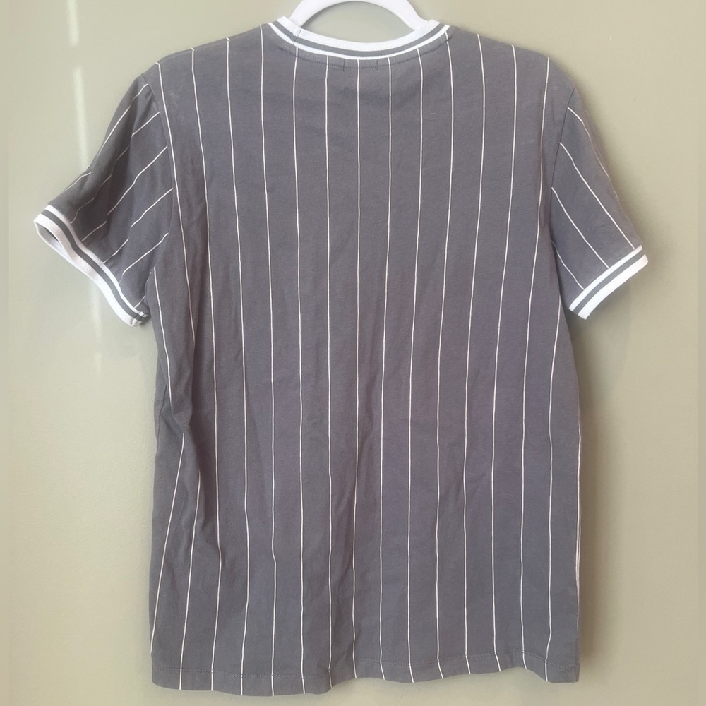 Forever 21 men’s short sleeve gray with white stripe medium shirt - Picture 7 of 11